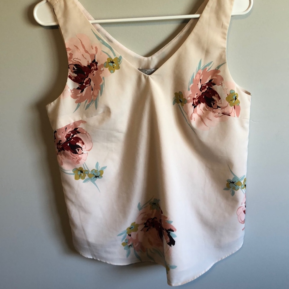 Floral sleeveless top